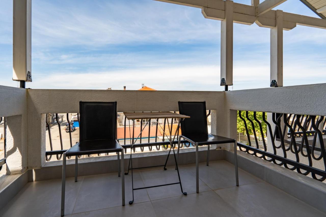 Bemyguest Comfort Zefyros Néoi Póroi Luaran gambar