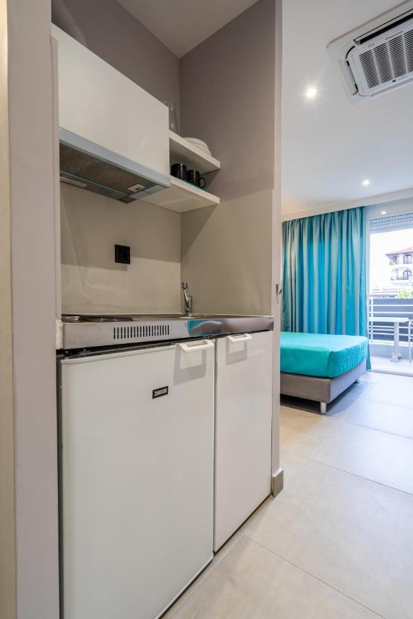 Bemyguest Comfort Zefyros Néoi Póroi Luaran gambar